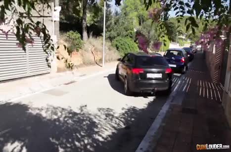 Алиссия Кент с удовольствием устроила трах в машине