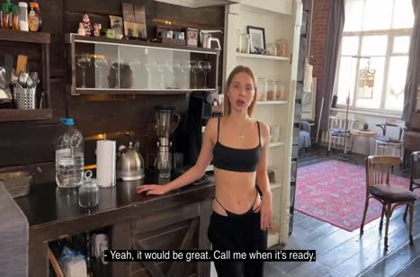 Молодая сводная сестра показала брату свой опыт