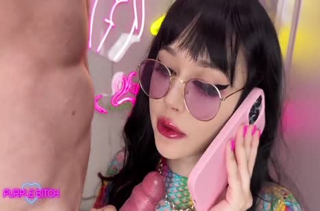 Вебкамщицу в наряде в сетку отодрали перед камерой